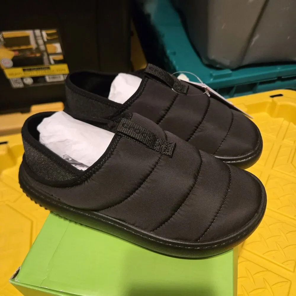 Crocs Classic Puff Moc 210706 Black/Black Unisex Slip On Shoes KIDS J5